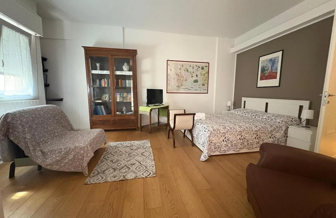 Una Casa Tranquilla-1